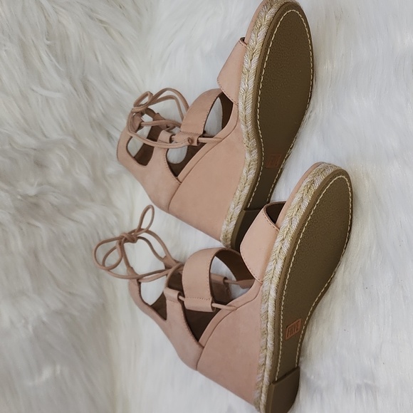 FRYE Roberta Ghillie Sandals Wedge Heels - Picture 4 of 6